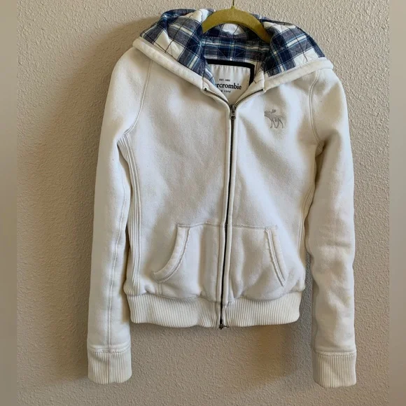 トップス abercrombie&fitch fur zip parker y2k gal Y2k Abercrombie and fitch fur lined hoodie size | Depop